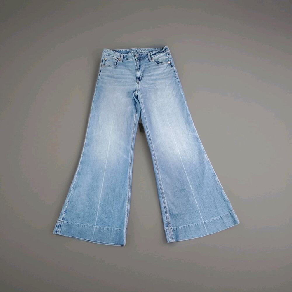 American Eagle Outfitters Light Wash Wide Leg Jeans
